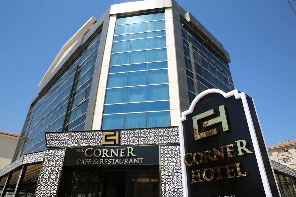 The Corner Hotel Sincan Bagian luar foto